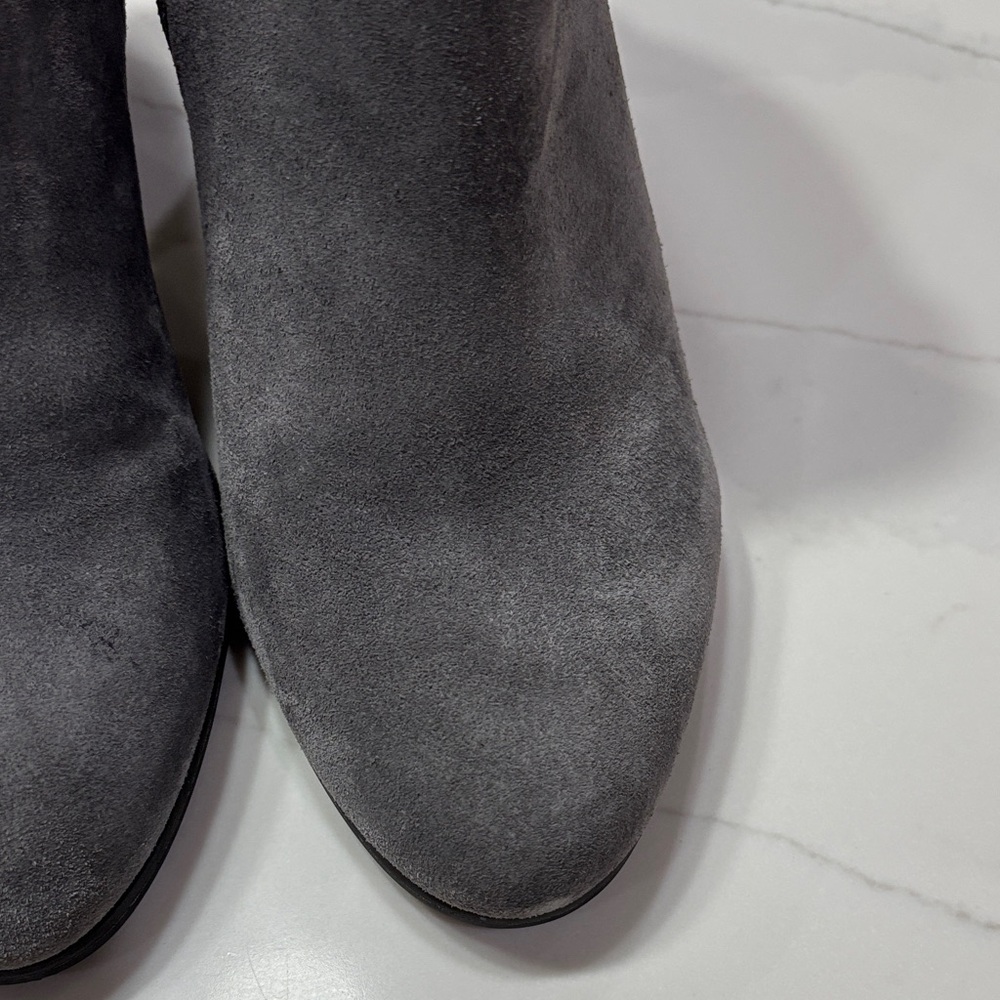 Vionic Gray Suede Ankle Booties with Black Heel - Picture 5 of 15